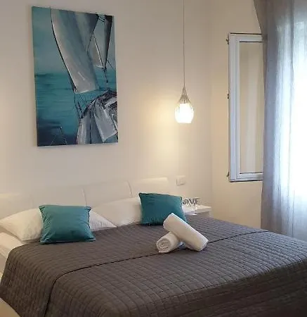Oasis Deluxe In Center * Split
